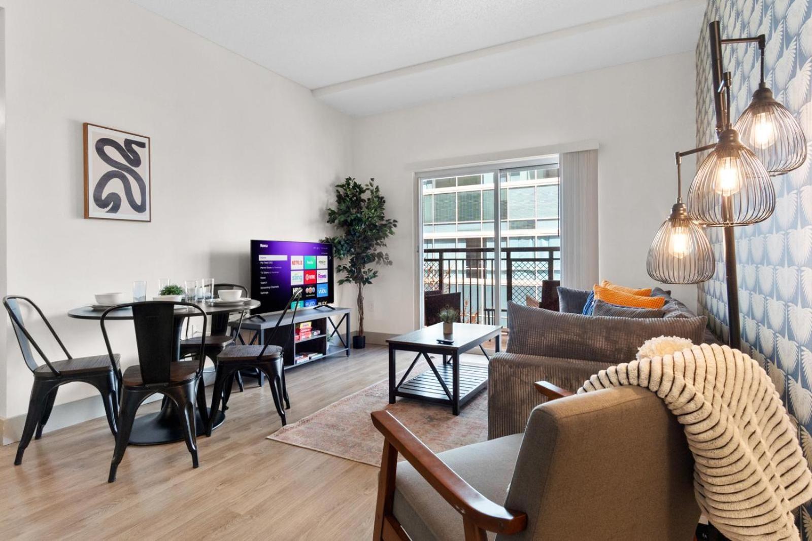 The Panther - Luxury 3br - Free Parking - Views - Stadium - Gym Apartamento